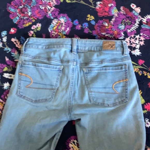 American Eagle Light Wash Jeggings - Picture 4 of 4
